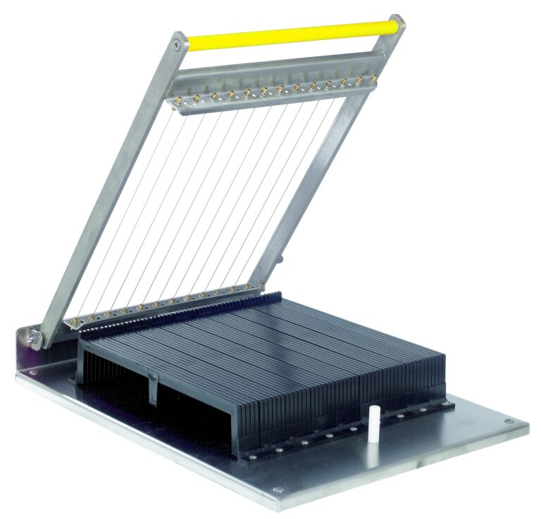 Guitare à chocolat inox Mallard Ferrière – simple bras – 36×36 cm