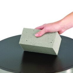 Pierre abrasive pour crêpière