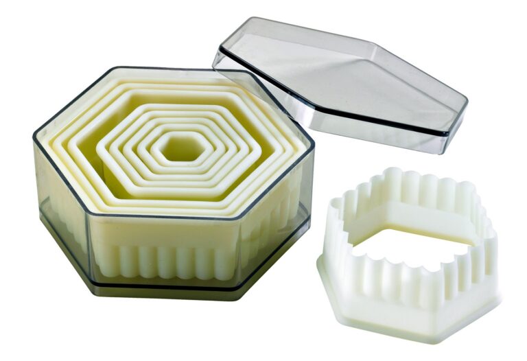 Boite de 9 découpoirs hexagonaux cannelés