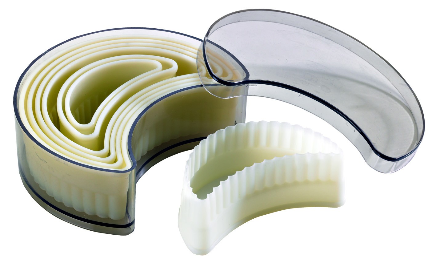 Boite de 7 découpoirs croissants cannelés