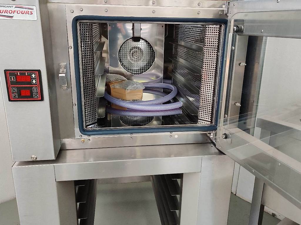 Four ventilé Eurofours 4 plaques 60x40 cm model d'expo – Image 2