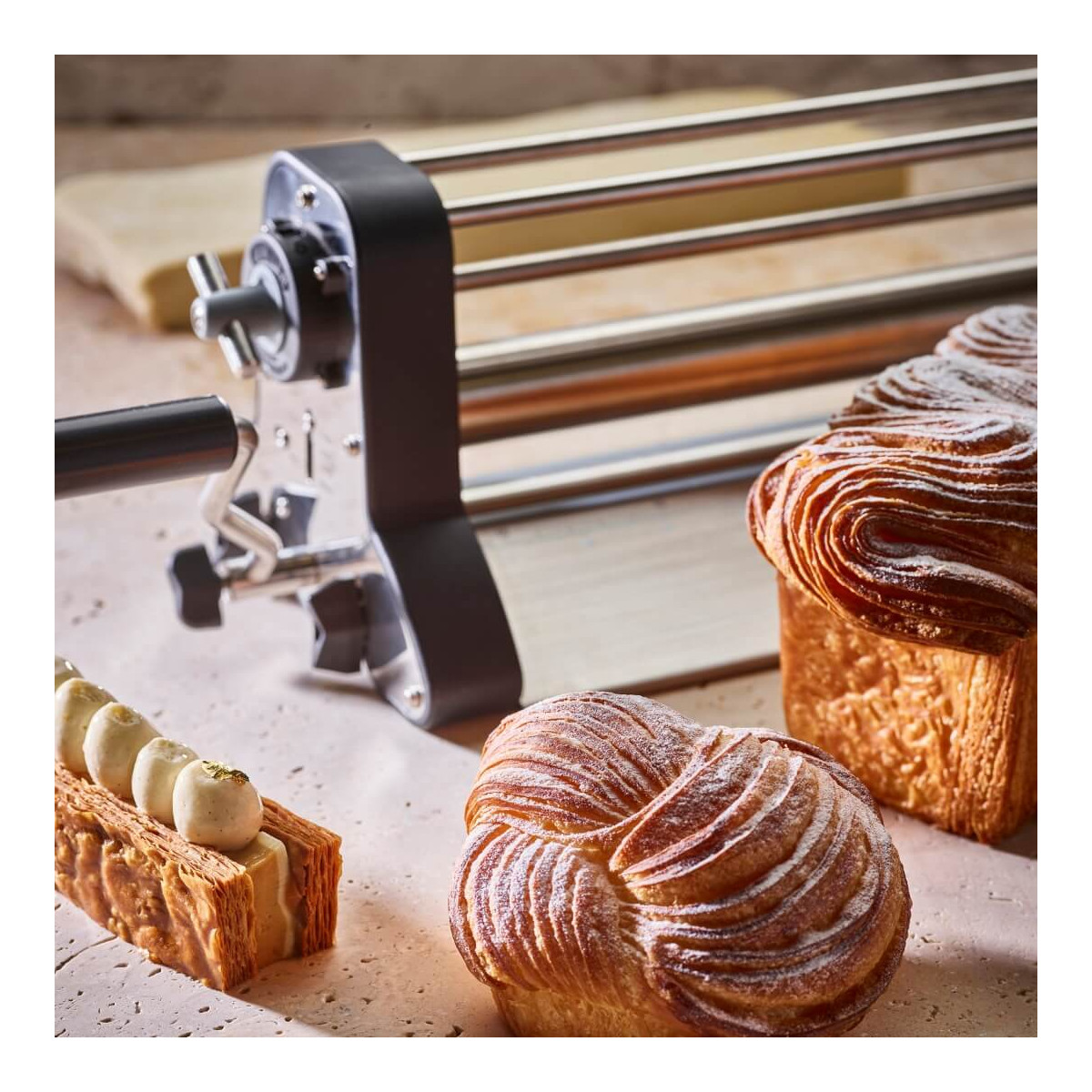 Laminoir manuel à pâte compact De Buyer PRO 34 cm