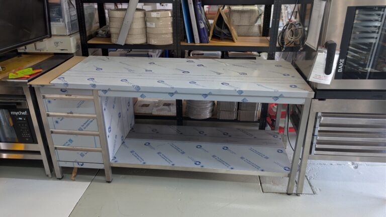 table inox 4 tiroirs