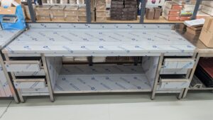 table inox 8 tiroirs