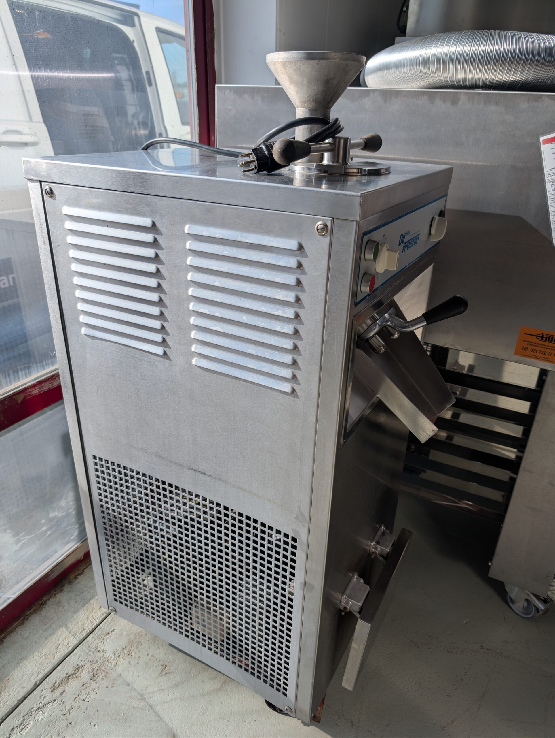 Machine à glaces et sorbets OTT Swiss Freezer – Image 3