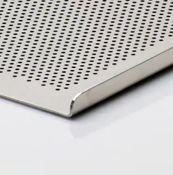 Plaque Alu 2 bords perforeé